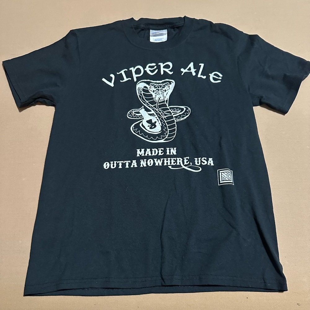 Black Viper Ale Graphic T-Shirt Youth Large​